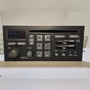 Factory Radio Cassette Stereo w/ Code OEM CWYA 2001 09376112 Delco Electronics